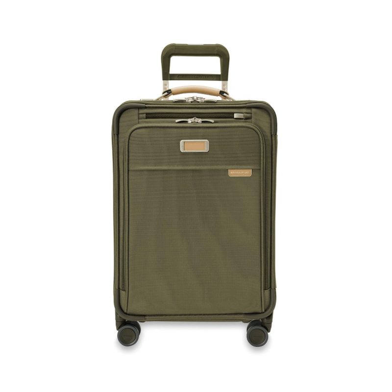 Briggs Riley Baseline Essential Carry On Spinner 6 1409ee64 84e6 4a63 bd10 a90eccda9c7c