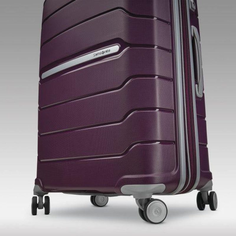 Samsonite Freeform 24 Spinner 7 54ce8306 9246 4713 bef1 e8b146bccd74