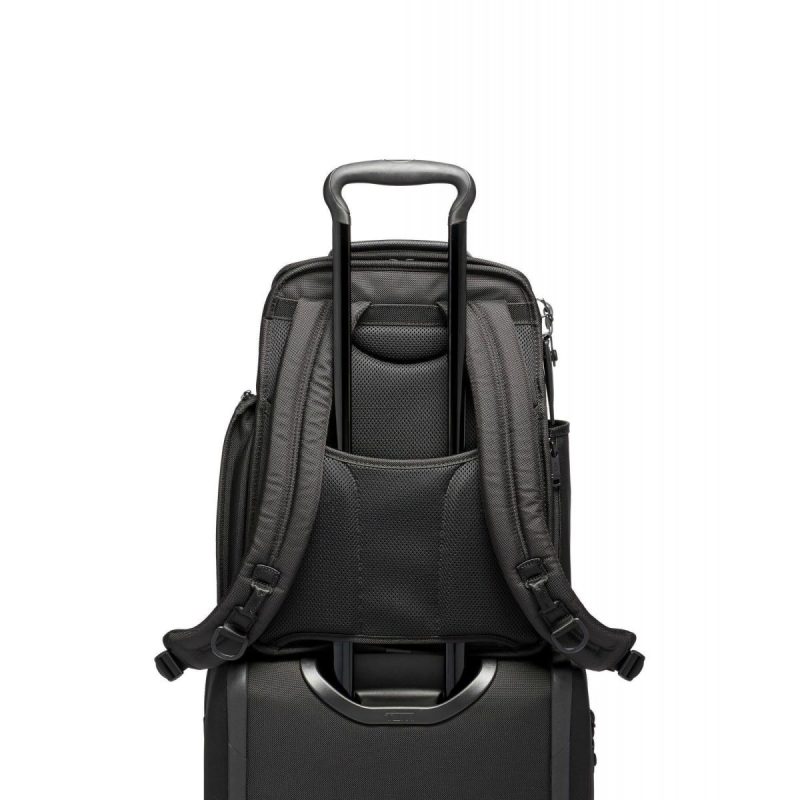 TUMI Alpha 3 Compact Laptop Brief Pack 5