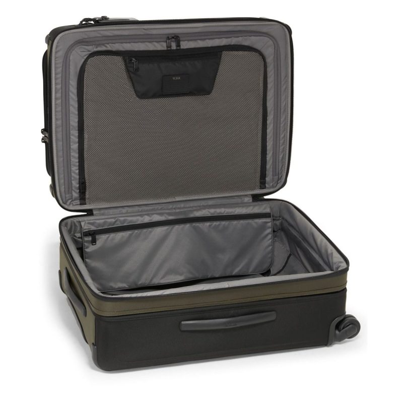 TUMI Alpha 3 Short Trip Expandable 4 Wheel Packing Case 6 56dfad50 01cc 4820 a143 59f88d8f5790