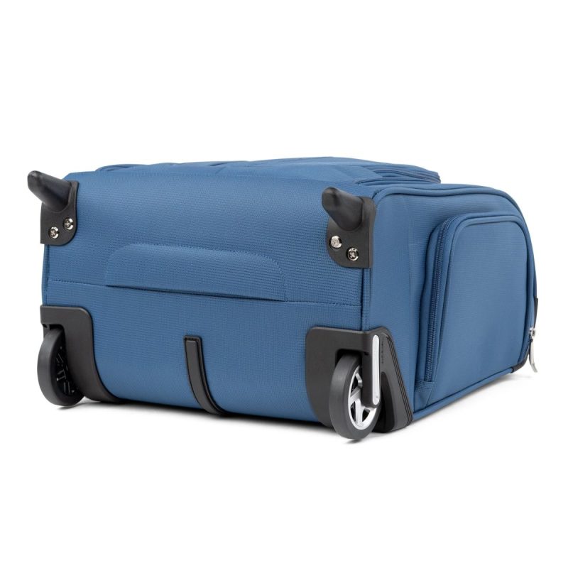 Travelpro Maxlite 5 Lightweight Rolling Underseat Carry On 33