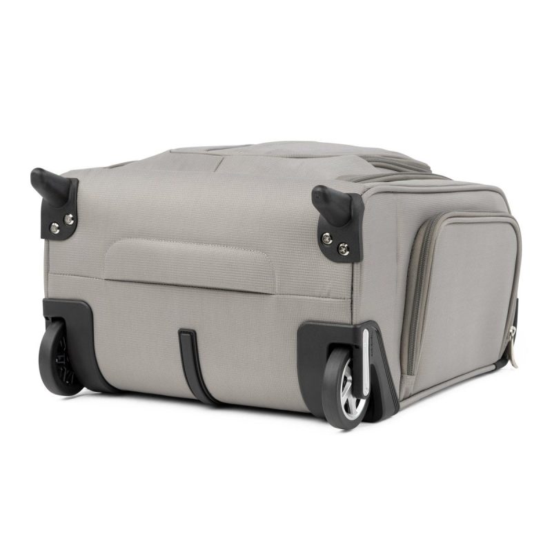 Travelpro Maxlite 5 Lightweight Rolling Underseat Carry On 34