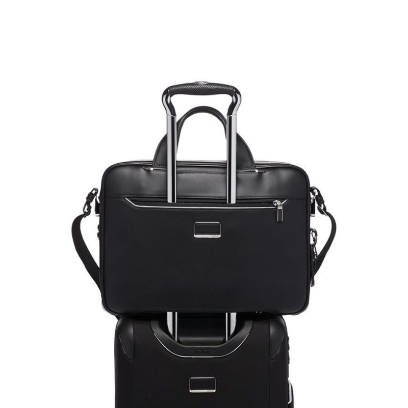 Tumi Arrive Sadler Brief Leather 6