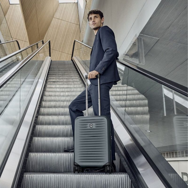 Victorinox Airox Advanced Frequent Flyer Plus Carry On 25