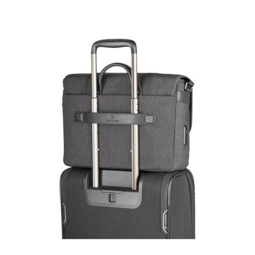 Victorinox Architecture Urban2 Messenger 17