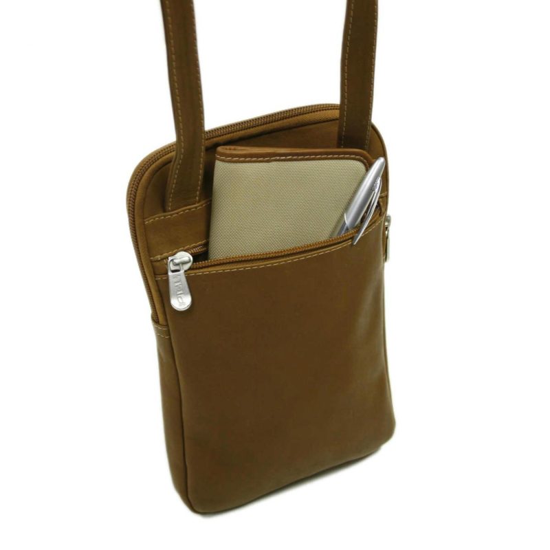 piel leather hanging travel organizer 2